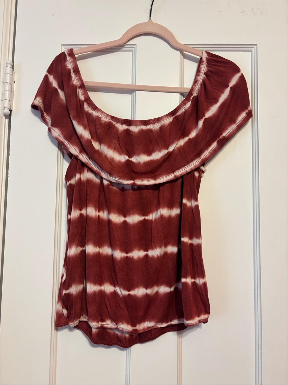 Charlotte Russe Rust & White Tie-Dye Off-Shoulder Top